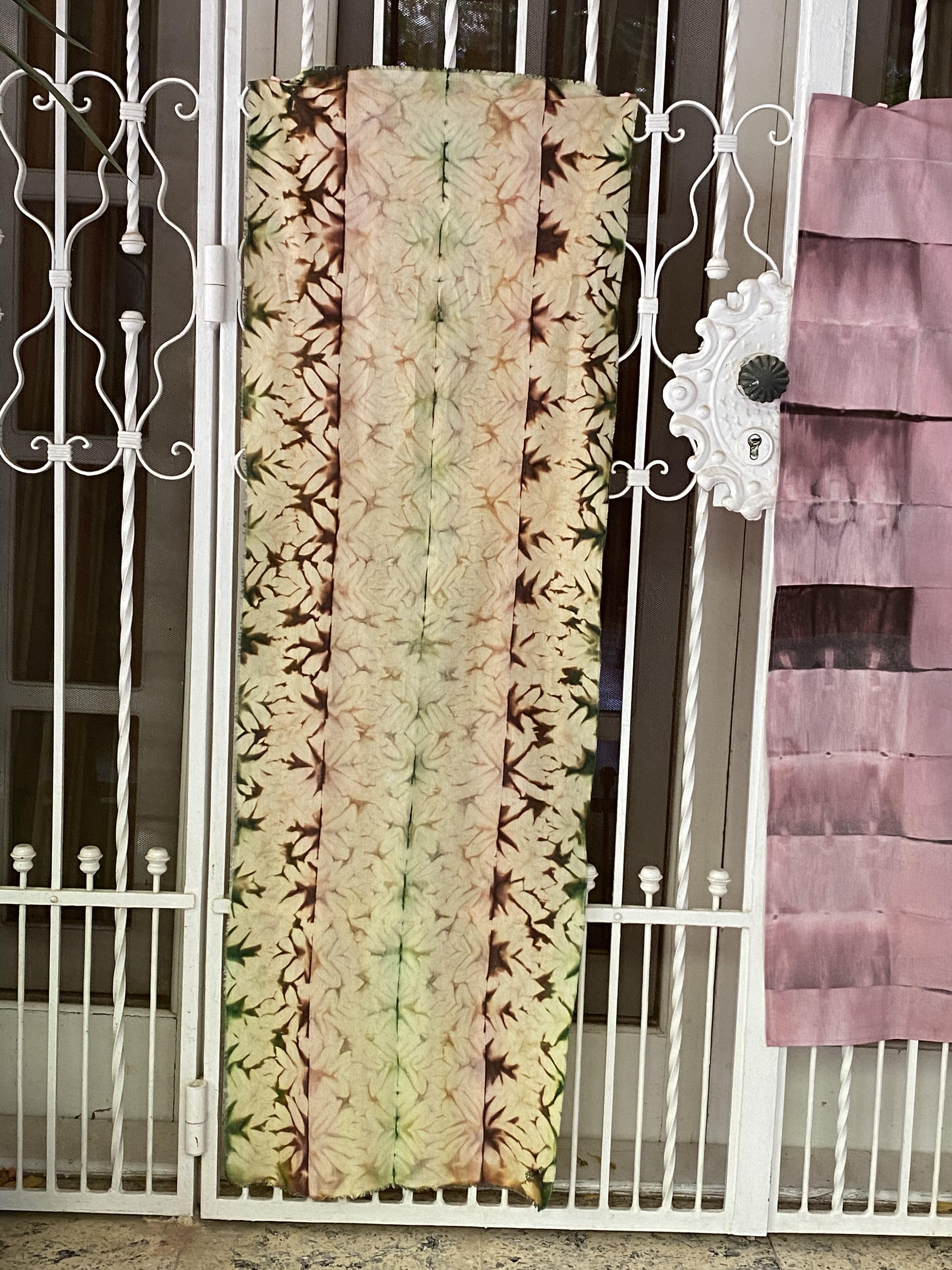 Tie & Dye technique on cotton fabric