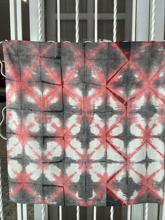 Tie & Dye technique on cotton fabric